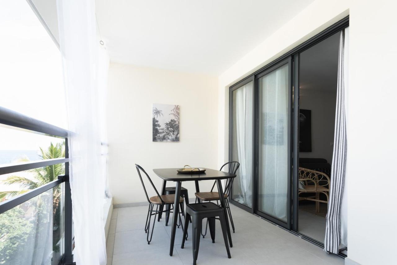 M Safirina Apartment Saint-Paul Exterior photo